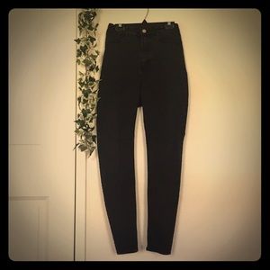 High waisted black skinny jeans